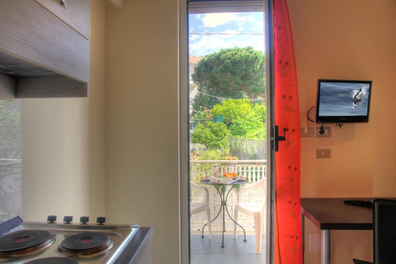 Residence Bellevue Apartments Pietra Ligure Ngoại thất bức ảnh
