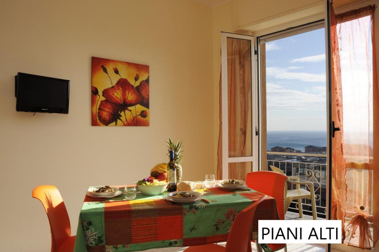 Residence Bellevue Apartments Pietra Ligure Ngoại thất bức ảnh
