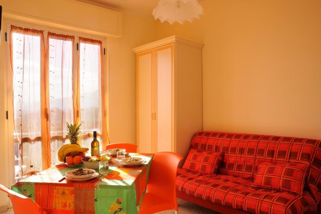 Residence Bellevue Apartments Pietra Ligure Phòng bức ảnh